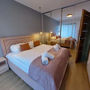 Trójkąty I Kwadraty Karpatia Apartament