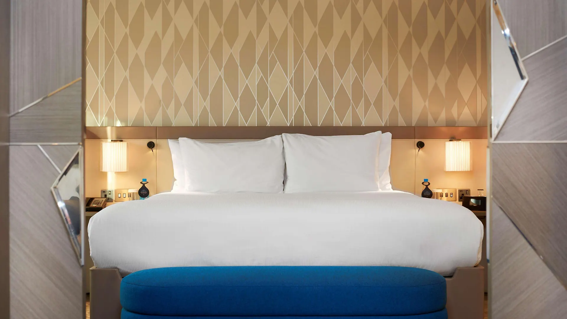 Hilton London Heathrow Airport Hotel Hillingdon