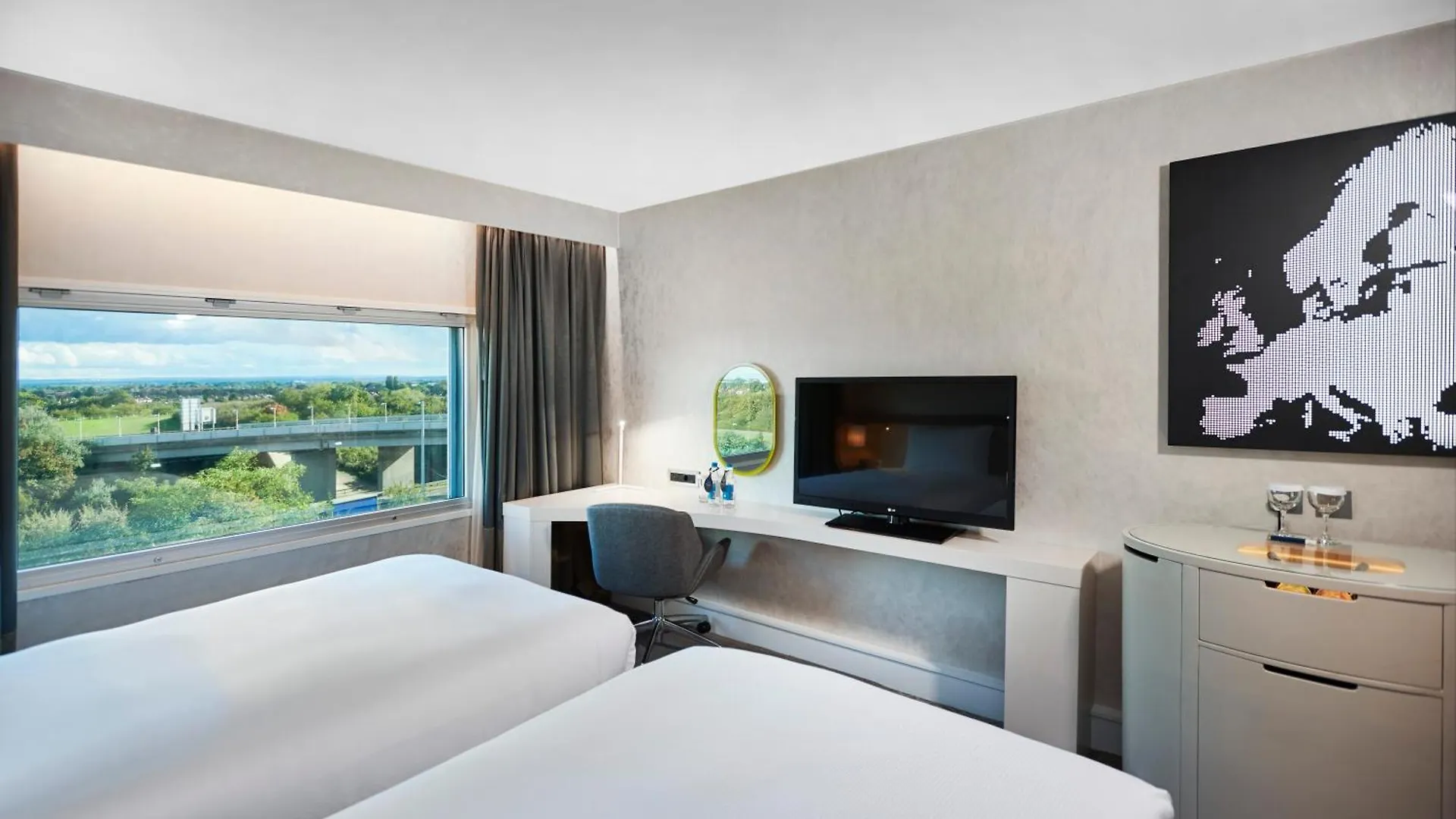 Hilton London Heathrow Airport Hotel Hillingdon