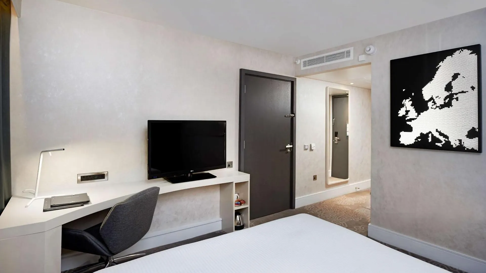 Hilton London Heathrow Airport Hotel Hillingdon