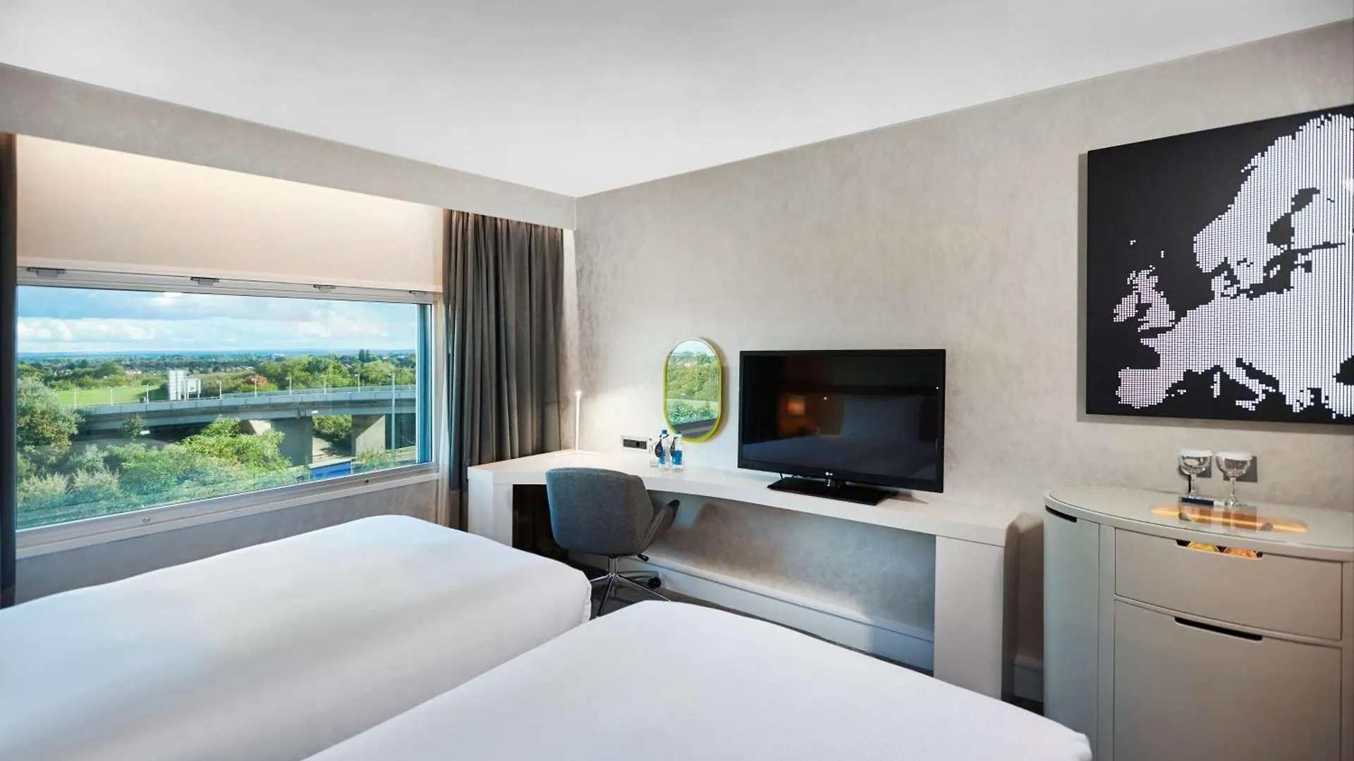 ****  Hilton London Heathrow Airport Hotel Hillingdon United Kingdom